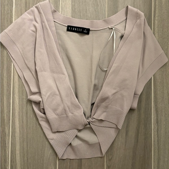 Lioness stone cold knit top - Picture 1 of 4